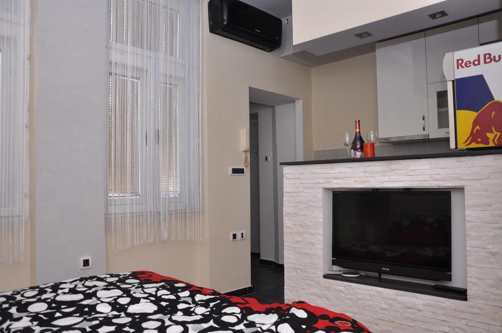Apartment Royal Белград Стая снимка